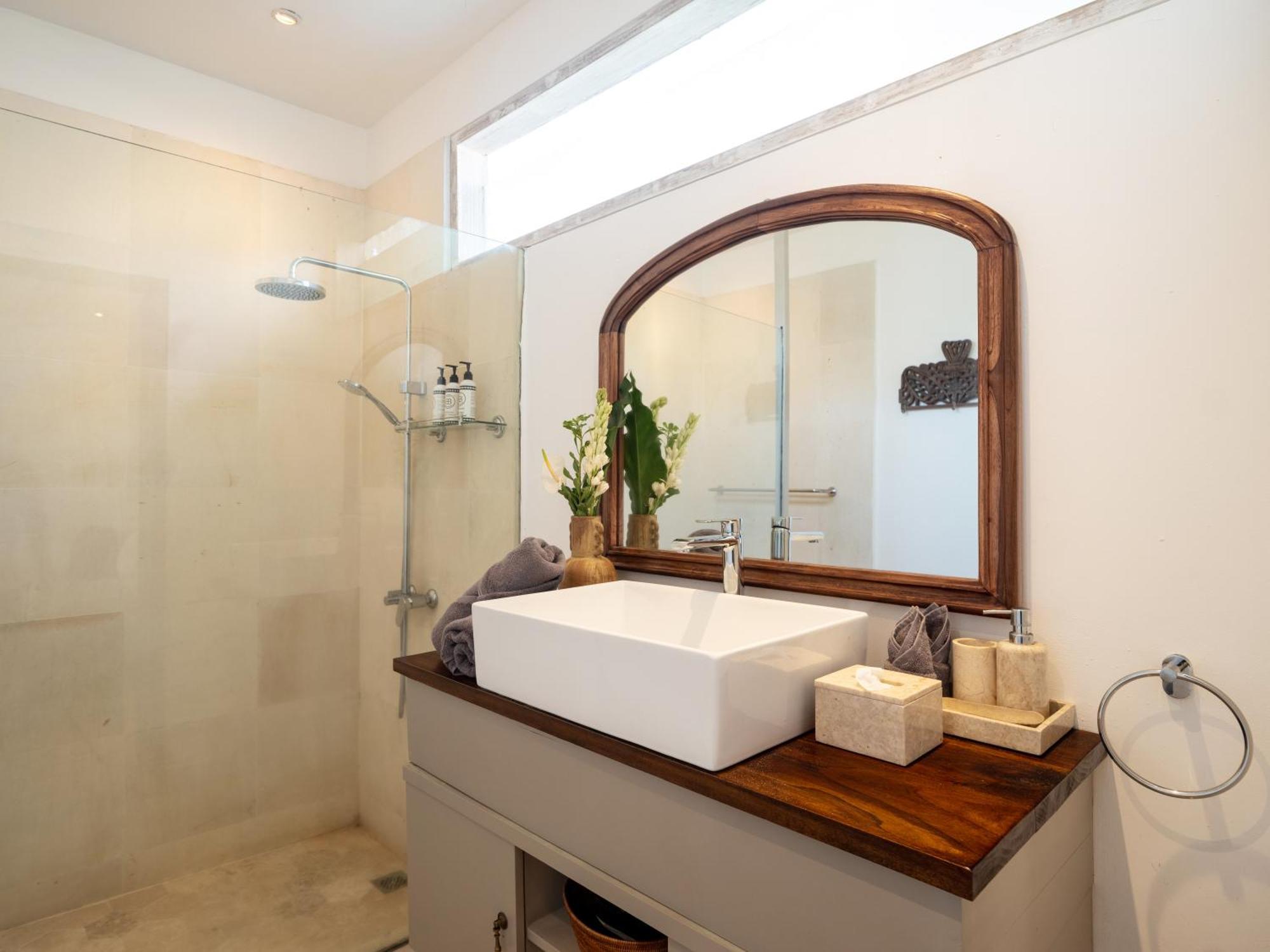 6br Allegria - Cook, Lap Pool, Bbq,near & Finns Villa